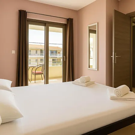 Zanteapts * Zakynthos Town